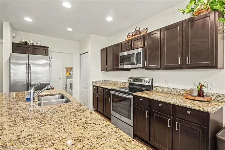 1810 Nw 13th St, Cape Coral, Florida 33993