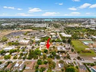 Aerial view of property and surrounding area