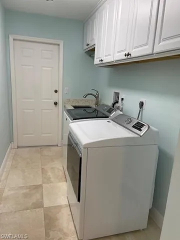 Note the utility sink