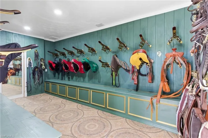 Tackroom