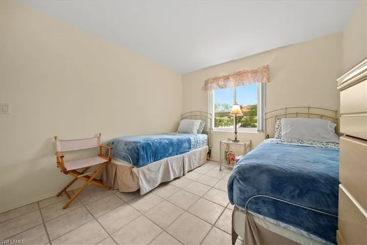 1001 Foxfire Ln 102, Naples, Florida 34104