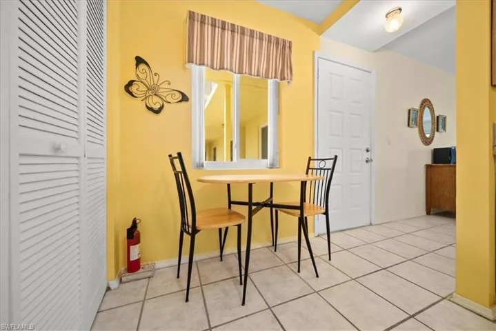 1001 Foxfire Ln 102, Naples, Florida 34104