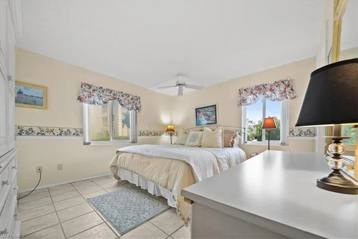 1001 Foxfire Ln 102, Naples, Florida 34104