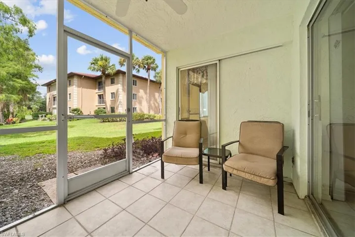 1001 Foxfire Ln 102, Naples, Florida 34104