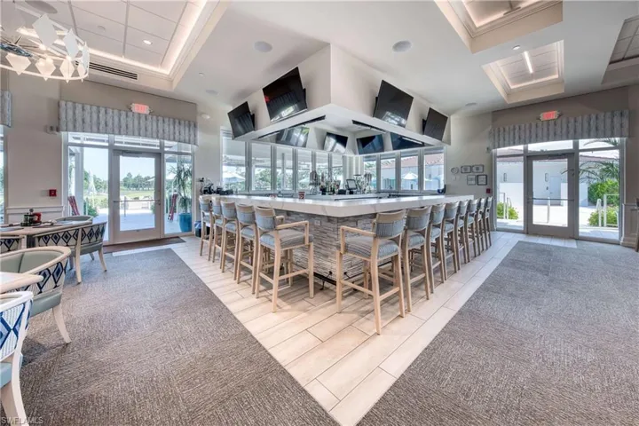 1001 Foxfire Ln 102, Naples, Florida 34104