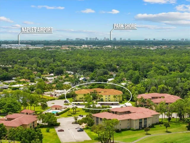 1001 Foxfire Ln 102, Naples, Florida 34104