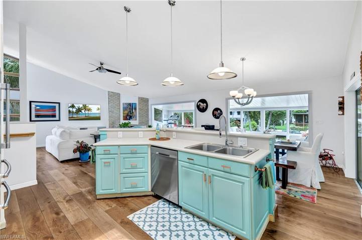 Kitchen Island