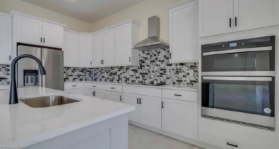 141 Sw 37 Pl, Cape Coral, Florida 33993
