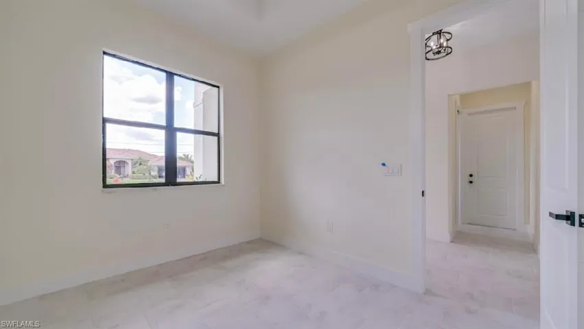 141 Sw 37 Pl, Cape Coral, Florida 33993