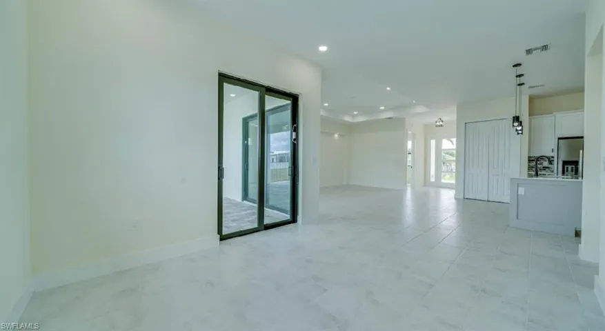 141 Sw 37 Pl, Cape Coral, Florida 33993