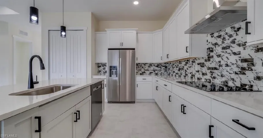 141 Sw 37 Pl, Cape Coral, Florida 33993