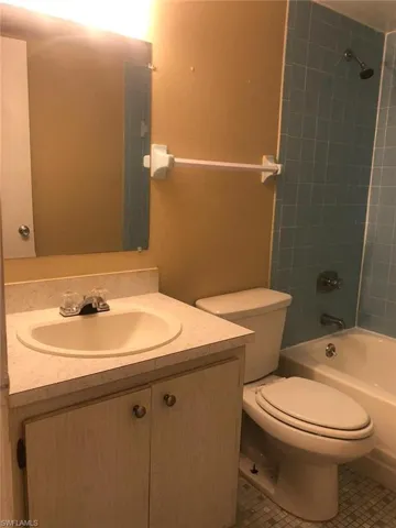 1830 Maravilla Ave 713, Fort Myers, Florida 33901