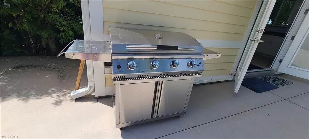 View of patio / terrace featuring grilling area
