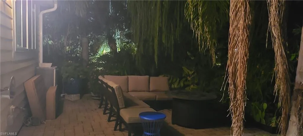 View of patio with outdoor lounge area