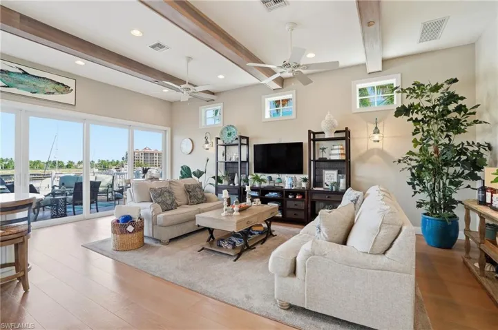 5886 Shell Cove Dr, Cape Coral, Florida 33914