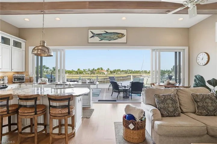 5886 Shell Cove Dr, Cape Coral, Florida 33914