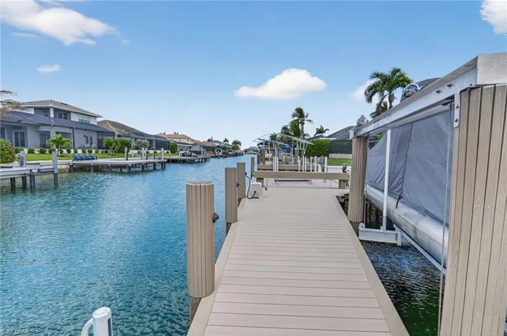 Dock