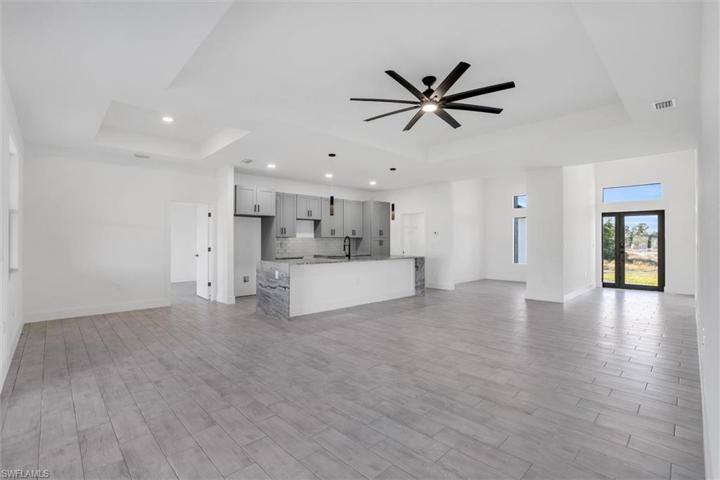 3819 33rd ST SW, LEHIGH ACRES FL 33976