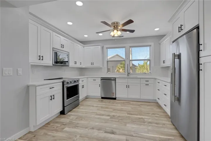 4452 Gulf Pines Dr, Sanibel, Florida 33957
