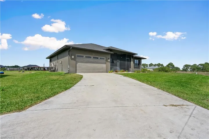 7762  16th  PL, Labelle, FL 33935