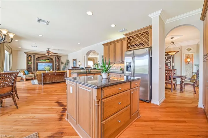 10315  Longleaf Pine  CT, Fort Myers, FL 33913