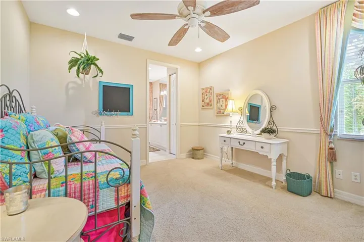 10315  Longleaf Pine  CT, Fort Myers, FL 33913