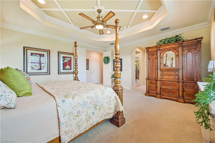 10315  Longleaf Pine  CT, Fort Myers, FL 33913