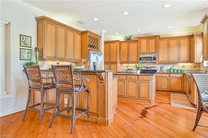 10315  Longleaf Pine  CT, Fort Myers, FL 33913