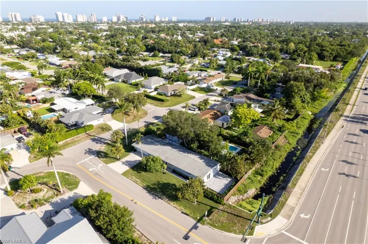 3550  14th N ST, Naples, FL 34103