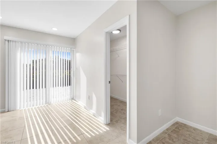 3550  14th N ST, Naples, FL 34103