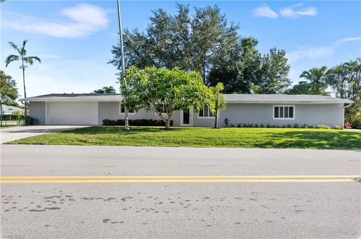 3550  14th N ST, Naples, FL 34103