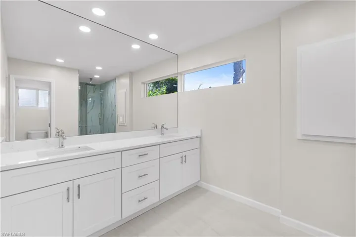 3550  14th N ST, Naples, FL 34103