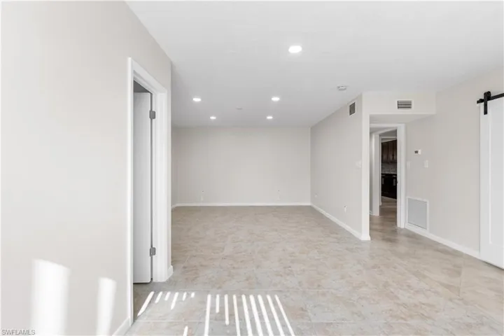 3550  14th N ST, Naples, FL 34103