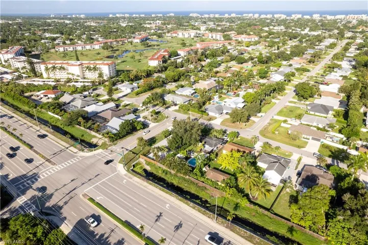 3550  14th N ST, Naples, FL 34103