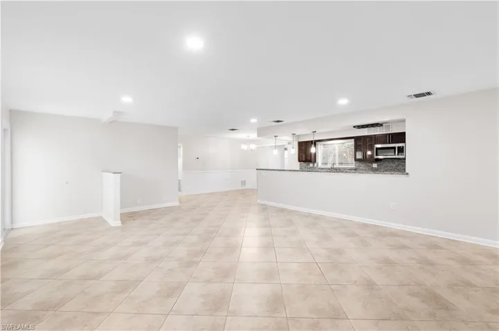 3550  14th N ST, Naples, FL 34103