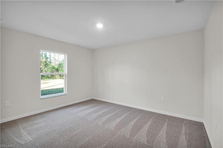 838 La Salle AVE, FORT MYERS FL 33913