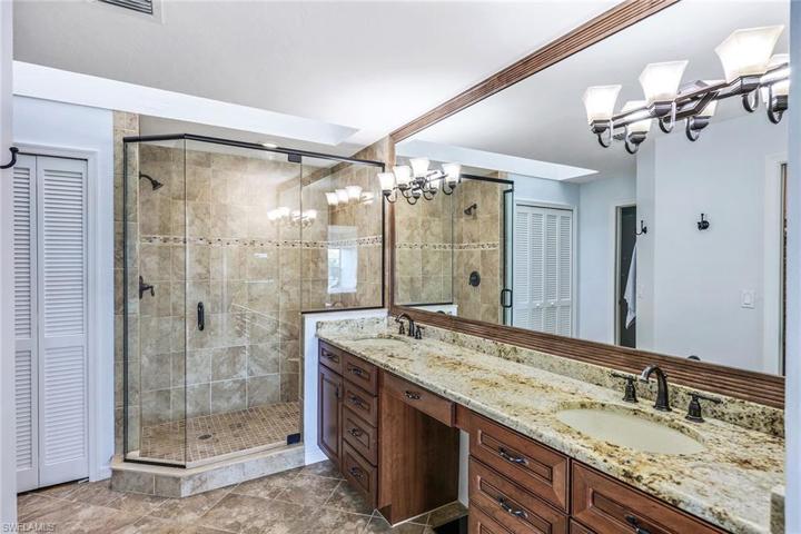 26920  Wedgewood  DR, Bonita Springs, FL 34134