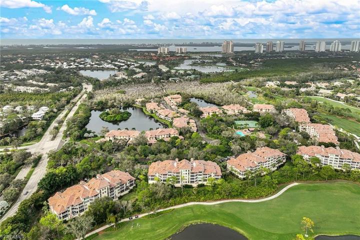 26920  Wedgewood  DR, Bonita Springs, FL 34134