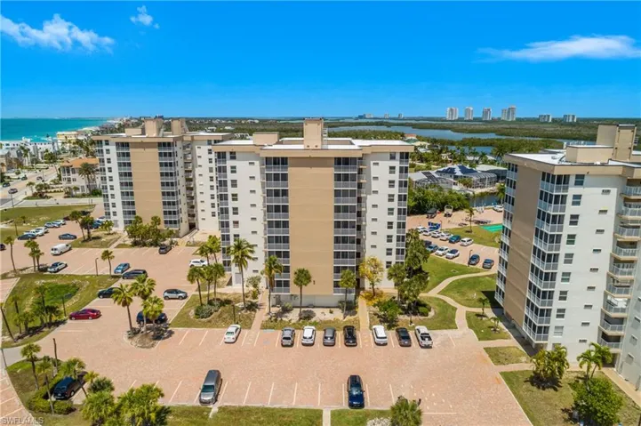 5800 Bonita Beach Rd - Building 2 Front