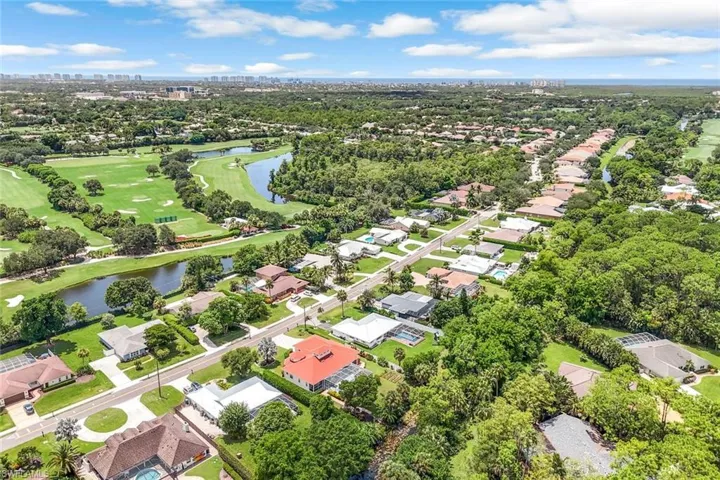 539 Cypress Way E, Naples, Florida 34110