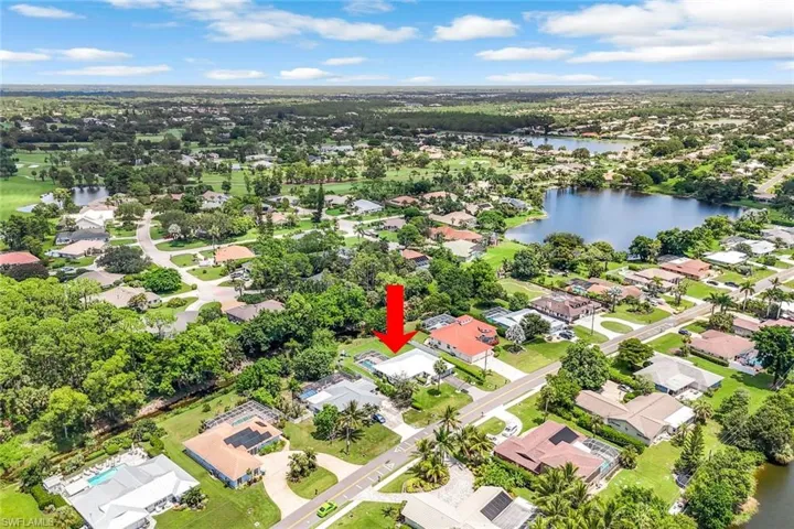 539 Cypress Way E, Naples, Florida 34110