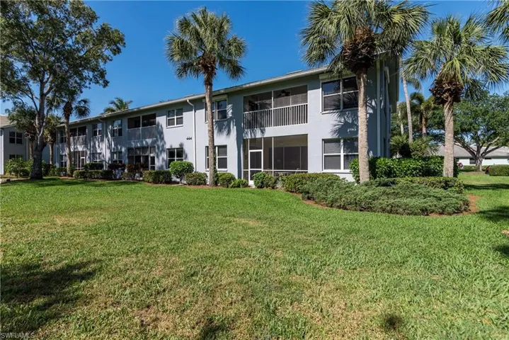 760  Tarpon Cove  DR, Naples, FL 34110