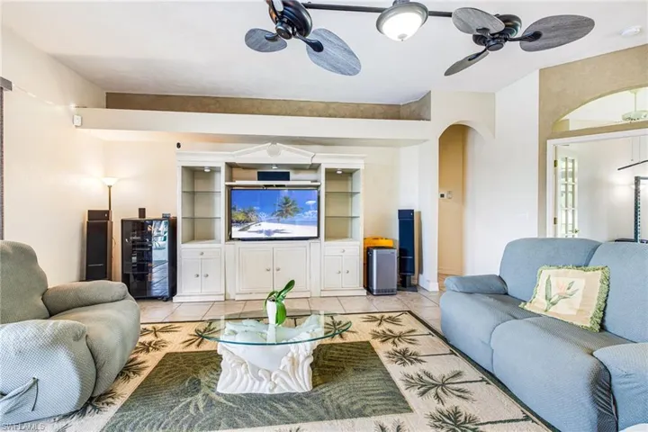 2510 Se 23rd Pl, Cape Coral, Florida 33904