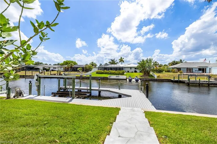 2510 Se 23rd Pl, Cape Coral, Florida 33904