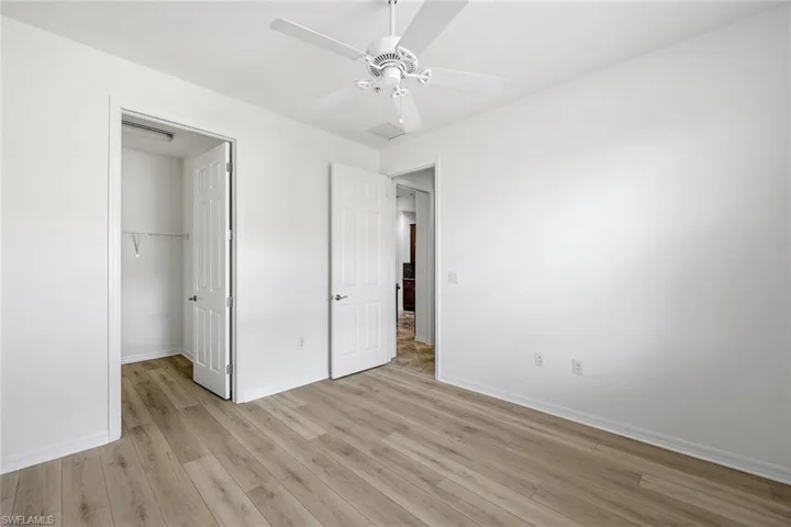 9037  Alturas  ST, Naples, FL 34113