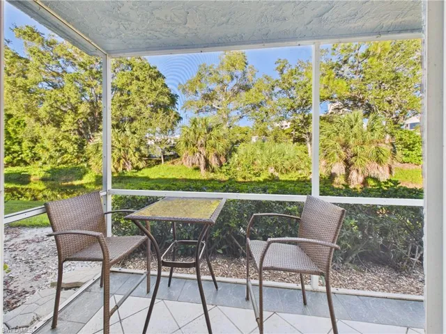 232  Palm  DR, Naples, FL 34112