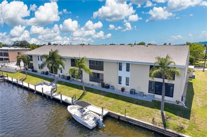 3631 Se 10th Ave 102, Cape Coral, Florida 33904