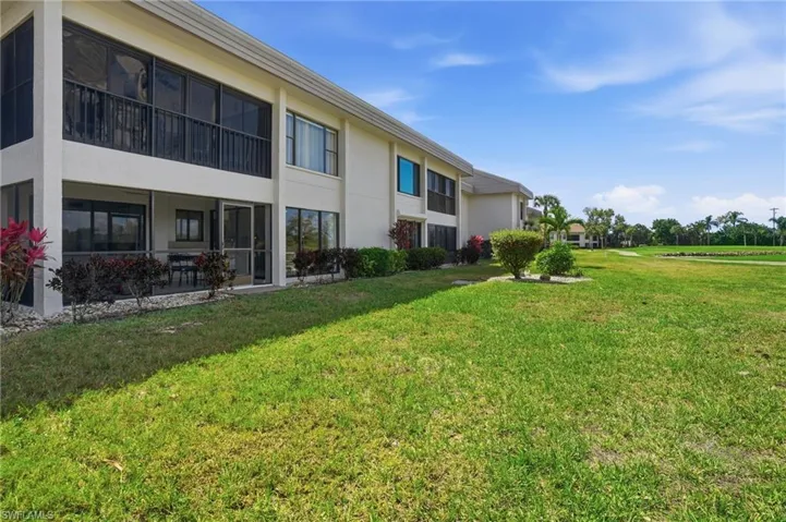 5585 Trailwinds Dr 314, Fort Myers, Florida 33907