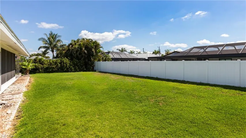 3513 SE 22nd  AVE, Cape Coral, FL 33904
