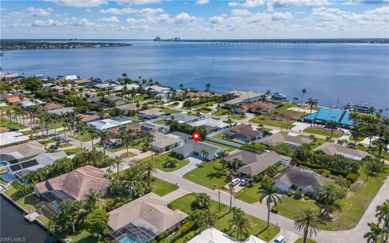 3513 SE 22nd  AVE, Cape Coral, FL 33904
